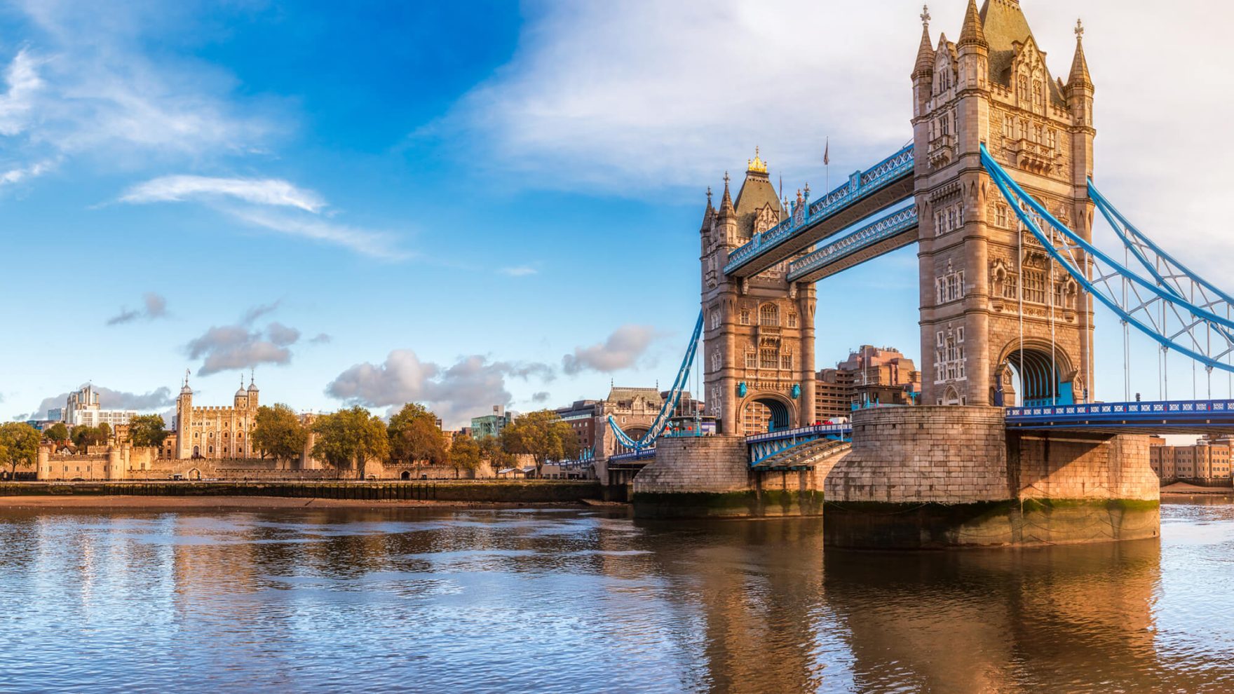Tower Bridge in London: study abroad in London with Regent University undergraduate students.