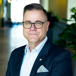 Dr. Robert Huizinga