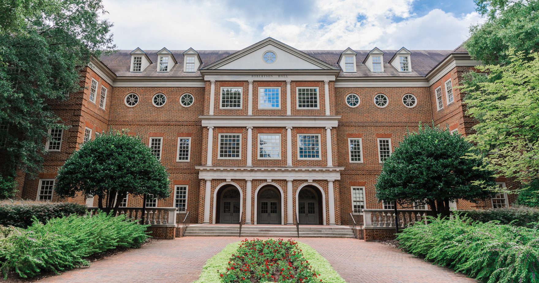 Regent University campus: recognized in the best law schools for human rights law