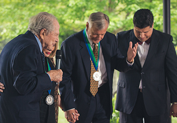 A-Crown-That-Lasts-Prayer